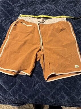 Vuori Banks linerless board shorts